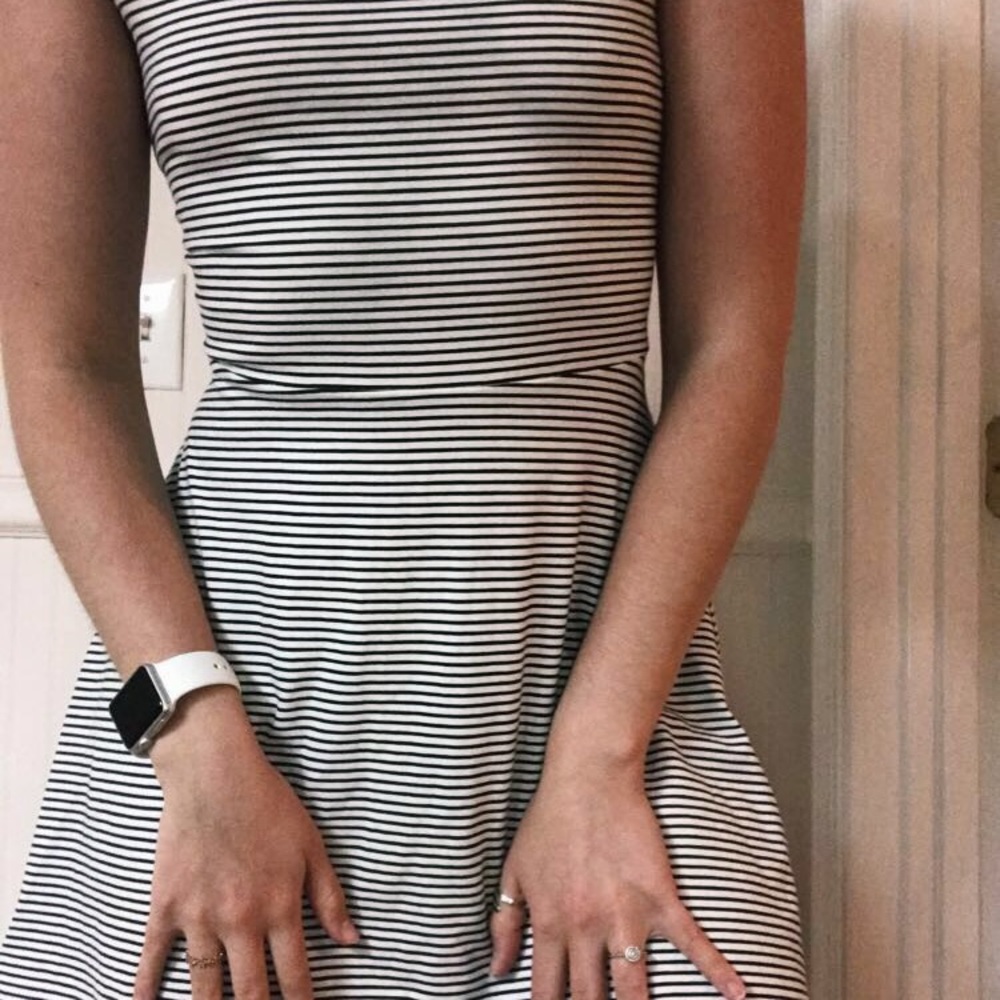 dress!! - Picture 2 of 2